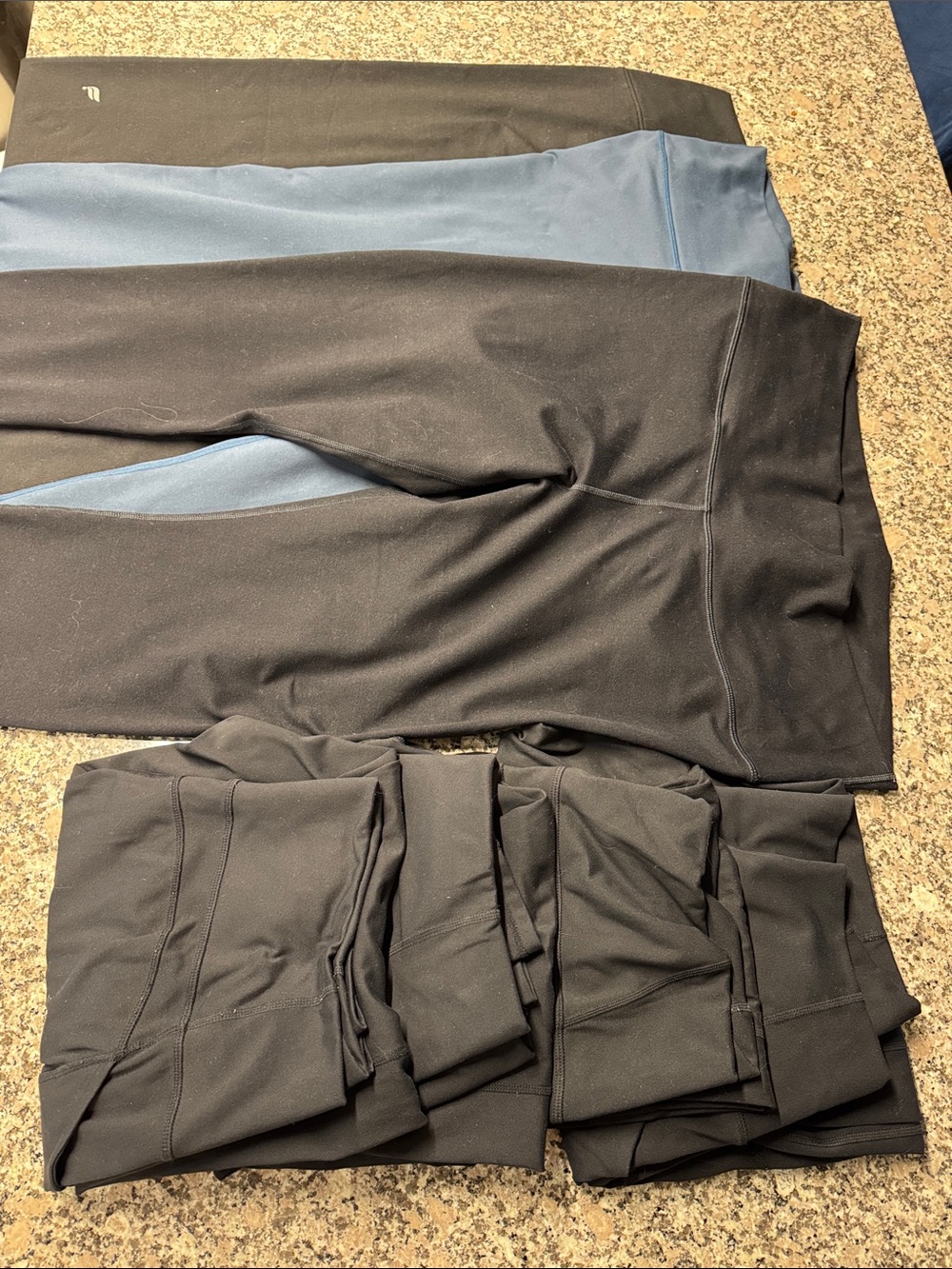 7 pair Fabletics XXL leggings bundle